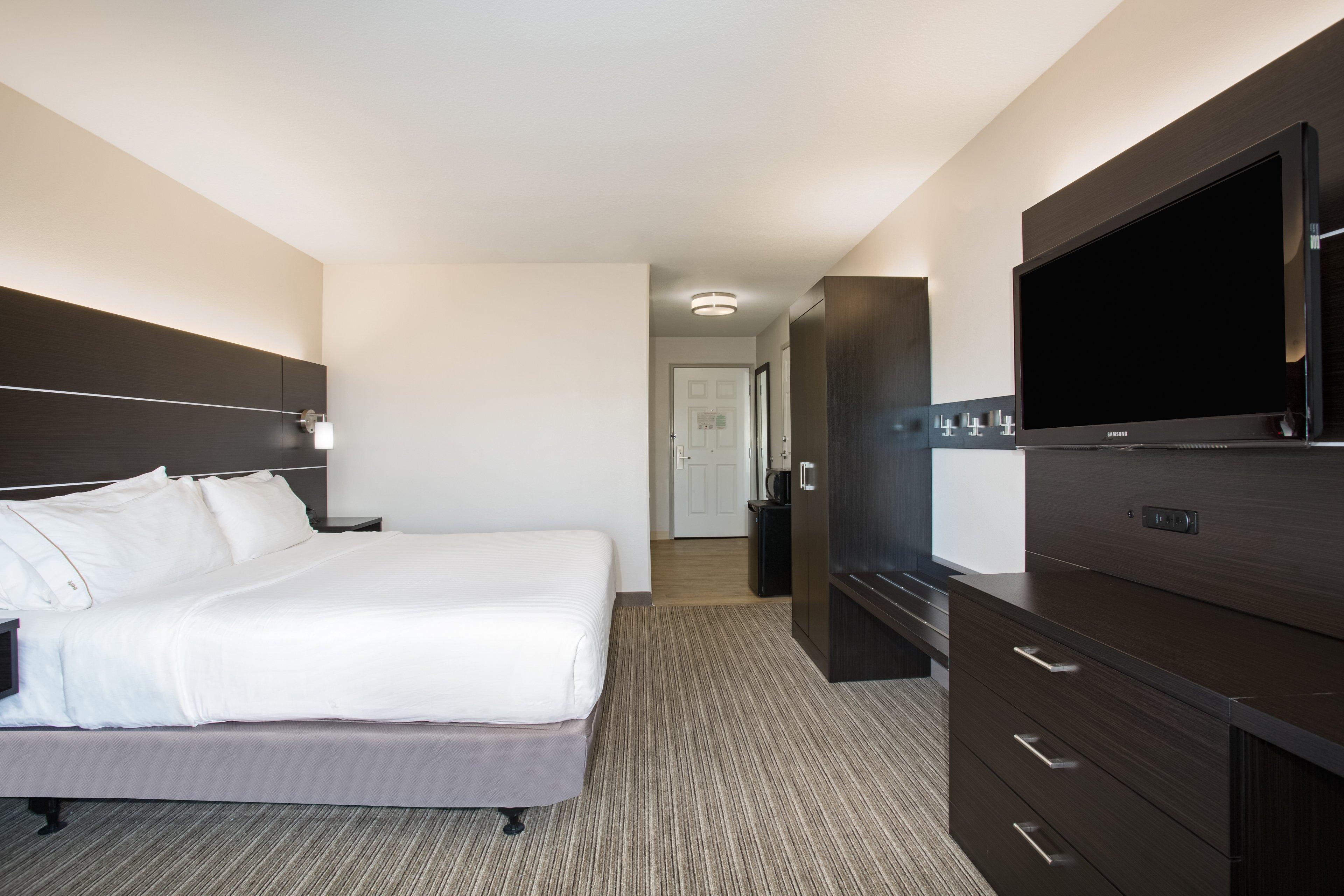 Holiday Inn Express Hotel & Suites Fort Collins By Ihg Exterior photo